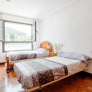 Luminosa Habitación en casa particular Arrasate/Mondragon